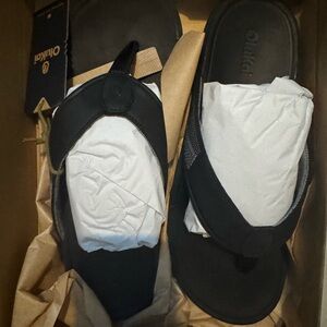 OluKai Classic Black Sandals